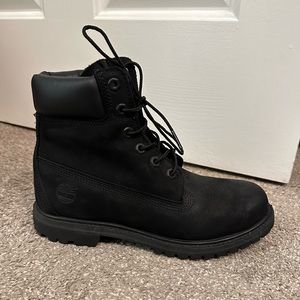 Black Timberland women's 6-Inch Premium Waterproof Boots